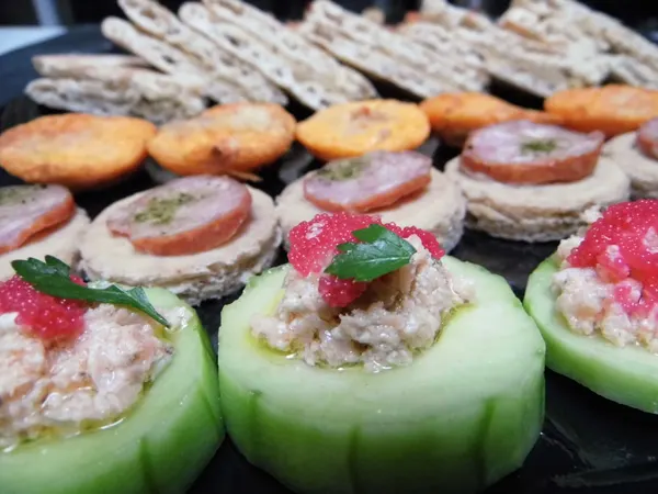 Canapés sur concombre